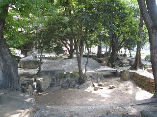 旧国泰寺愛宕池