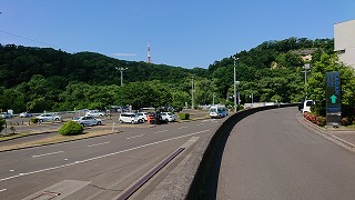 自動車学校前の風景