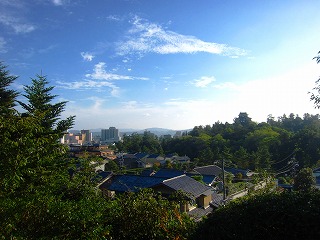 明々庵から松江城を望む