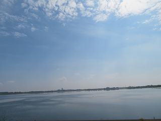 渡良瀬遊水地、大空の広がる風景