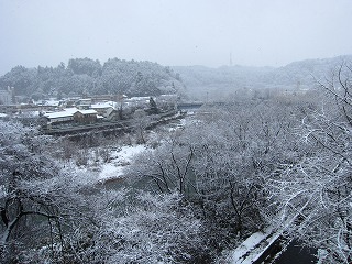 仙台・広瀬川、雪景色