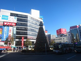 吉祥寺駅前の風景