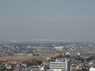 きみさらずタワーから東京湾アクアラインを望む風景