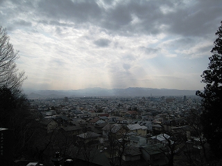 飯盛山から鶴ヶ城方向を望む風景