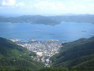 古仁屋市街地俯瞰
