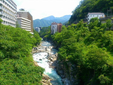 鬼怒川温泉の新緑