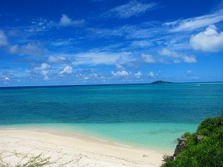 大神島を望む