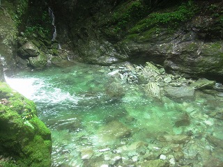 安居渓谷