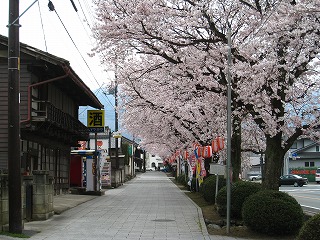 鉺