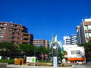 東村山駅前