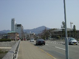 kR勴ォ猩bR