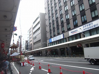 四条烏丸付近の町並み