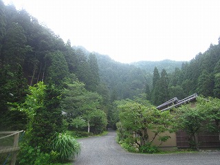 峰定寺・参道