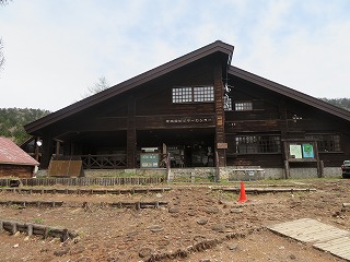 �������r�W�^�[�Z���^�[