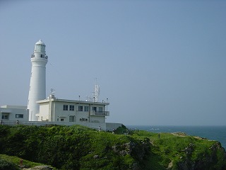 犬吠埼灯台と太平洋