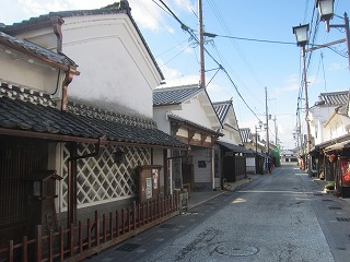 河原町妻入商家群の街並み