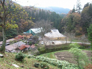 菅谷たたら山内、初冬の風景