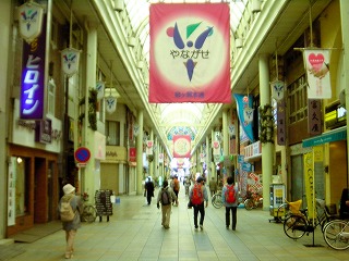 岐阜・柳ケ瀬商店街の風景