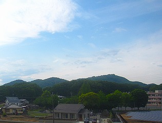 太田市・金山を望む風景