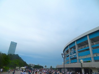 ZOZOマリンスタジアム前の風景