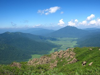 至仏山頂から見た尾瀬ヶ原の風景