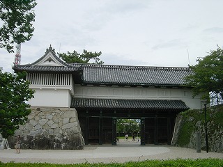 佐賀城址・鯱の門の風景