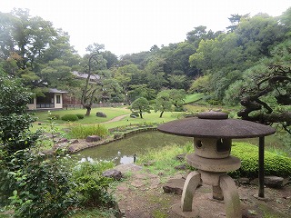 肥後細川庭園、初秋の風景