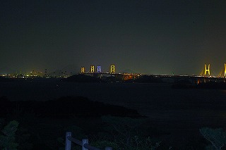 鷲羽山から見た瀬戸大橋の夜景