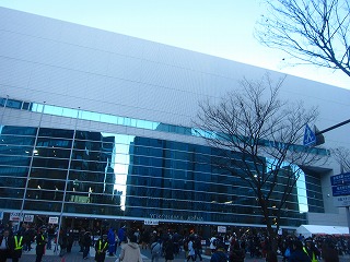 ライブ前の横浜アリーナの風景