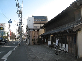 桶川市街地・旧旅籠（小林家）の建物の見える風景